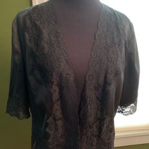 ‼️ FINAL SALE ‼️ Express Silk and Lace Cardigan